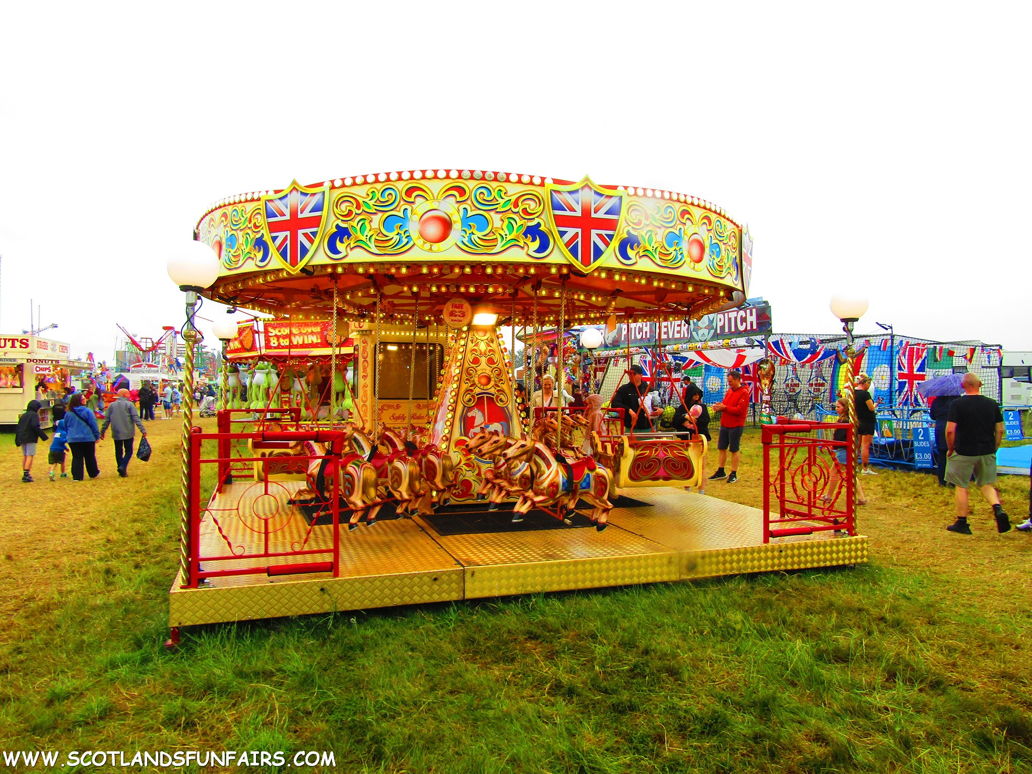 Sasha Croles Mini Gallopers
